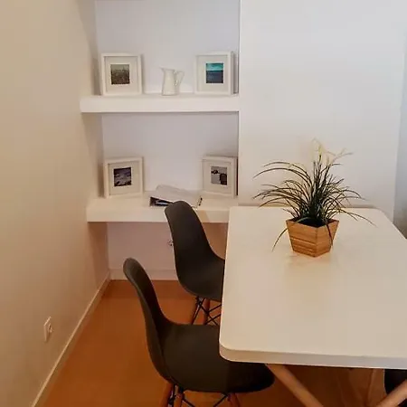 Apartment Cozy By The Beach Portimão